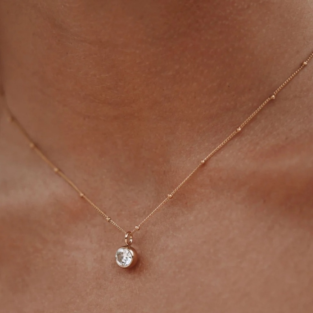 Atolea Gold Necklace With Crystal Pendant